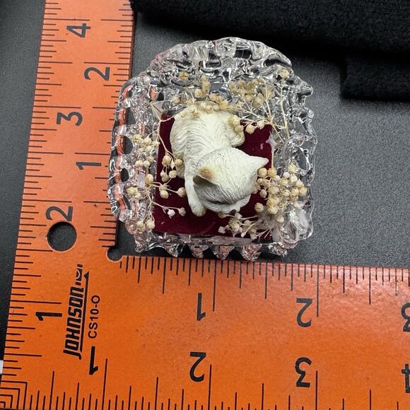 Clear Spun Glass Cat on Chair Figurine - Picture 6 of 6